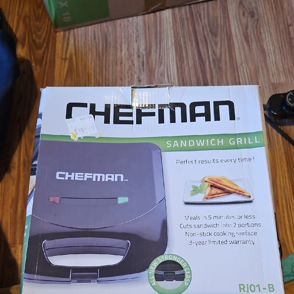 Chefman Black Sandwich Grill